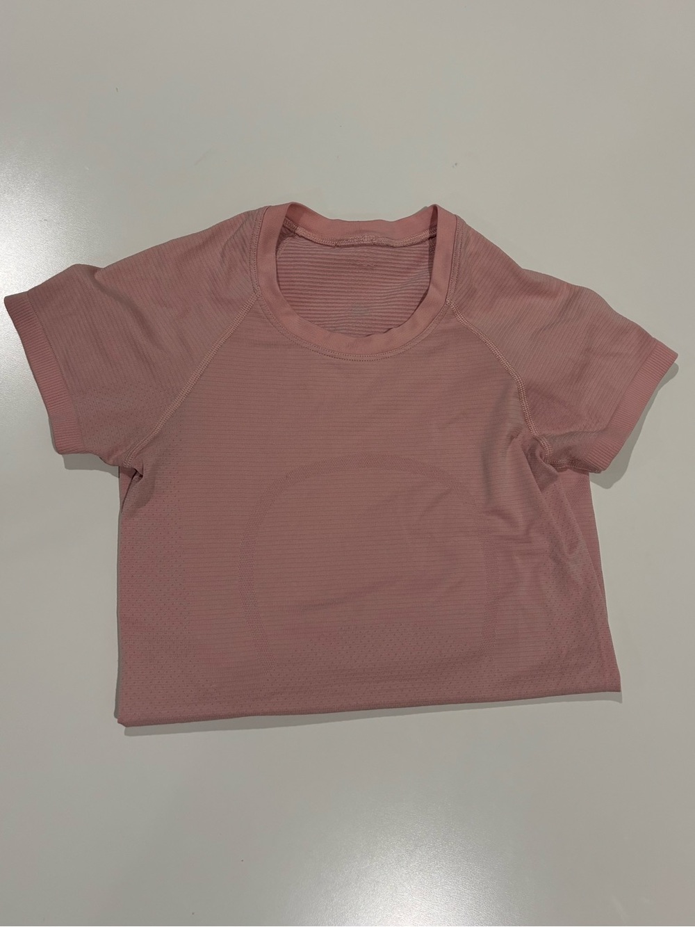 Swiftly Tech Short-Sleeve Shirt 2.0
Hip Length